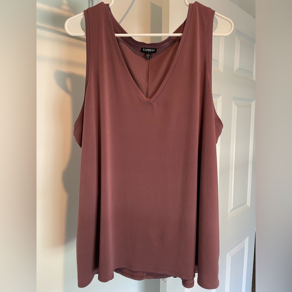 Express mauve tank top. Size XL.